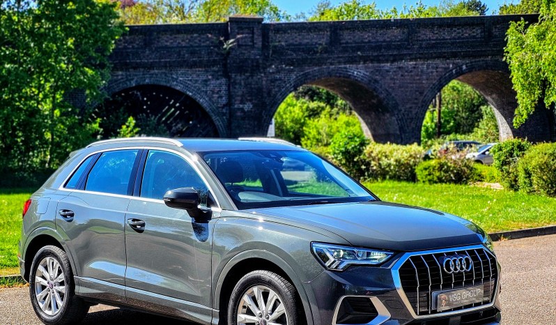 
								AUDI Q3 1.5/35 TFSI Sport 5dr S Tronic full									