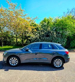 
										AUDI Q3 1.5/35 TFSI Sport 5dr S Tronic full									