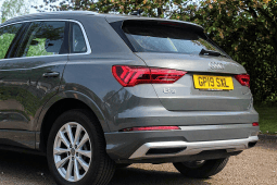 
										AUDI Q3 1.5/35 TFSI Sport 5dr S Tronic full									