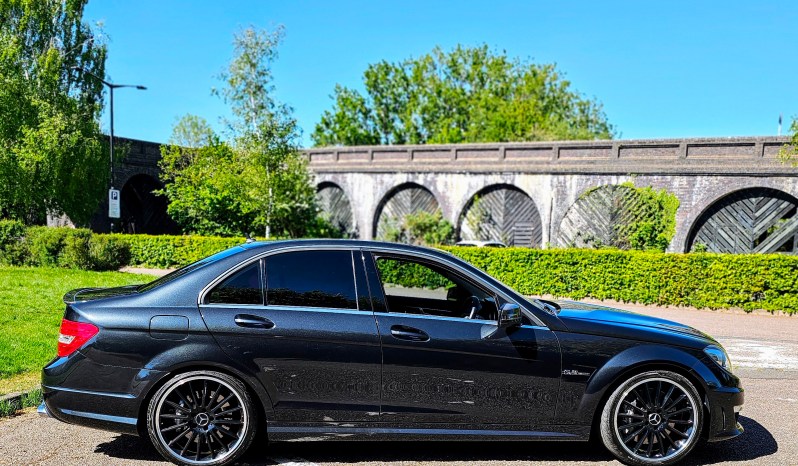 
								2013 Mercedes-Benz C Class Saloon 6.3 C63 V8 AMG Saloon 4dr Petrol SpdS MCT Euro 5 (457 ps) full									