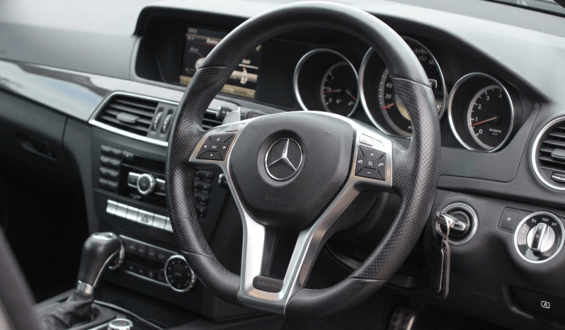 
								2013 Mercedes-Benz C Class Saloon 6.3 C63 V8 AMG Saloon 4dr Petrol SpdS MCT Euro 5 (457 ps) full									