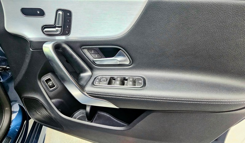 
								2020 Mercedes-Benz CLA 1.3 CLA180 AMG Line (Premium Plus 2) Coupe 7G-DCT Euro 6 (s/s) 4dr full									